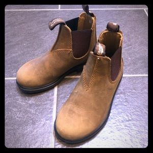 Kids Tan Blundstone Boots - US size 11